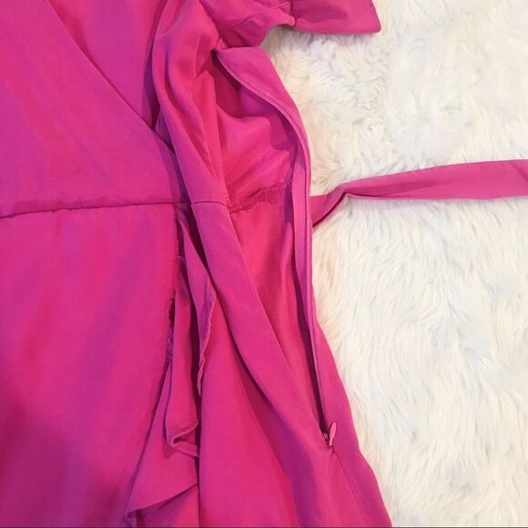 LINE + DOT Cherie Mini Wrap Dress Ruffle V-Neck Short Sleeve Fuchsia Pink Medium - Picture 8 of 15